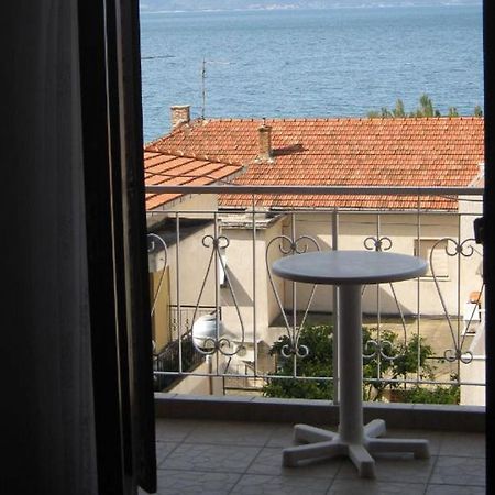 Apartments Nik - 50 M From The Sea Gradac  Exterior foto